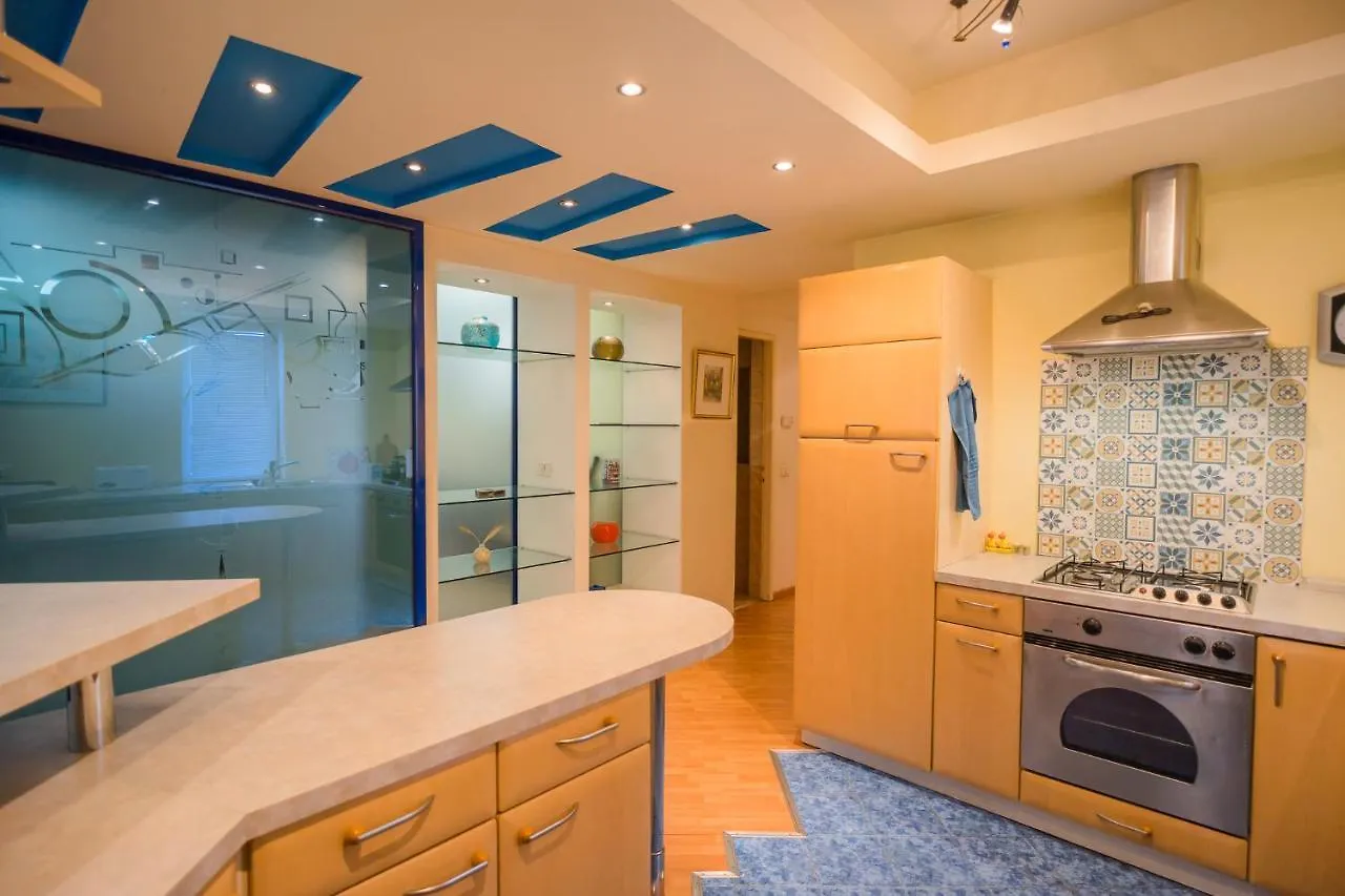 Artsy 3Br Flat In Primaverii - Most Exlcusive Area Boekarest