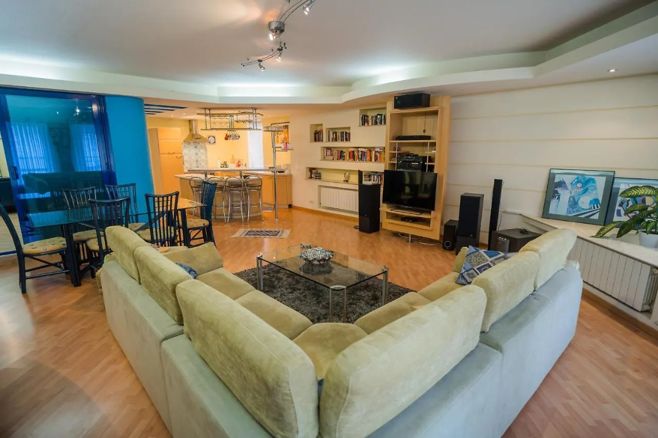 Artsy 3Br Flat In Primaverii - Most Exlcusive Area Boekarest Appartement