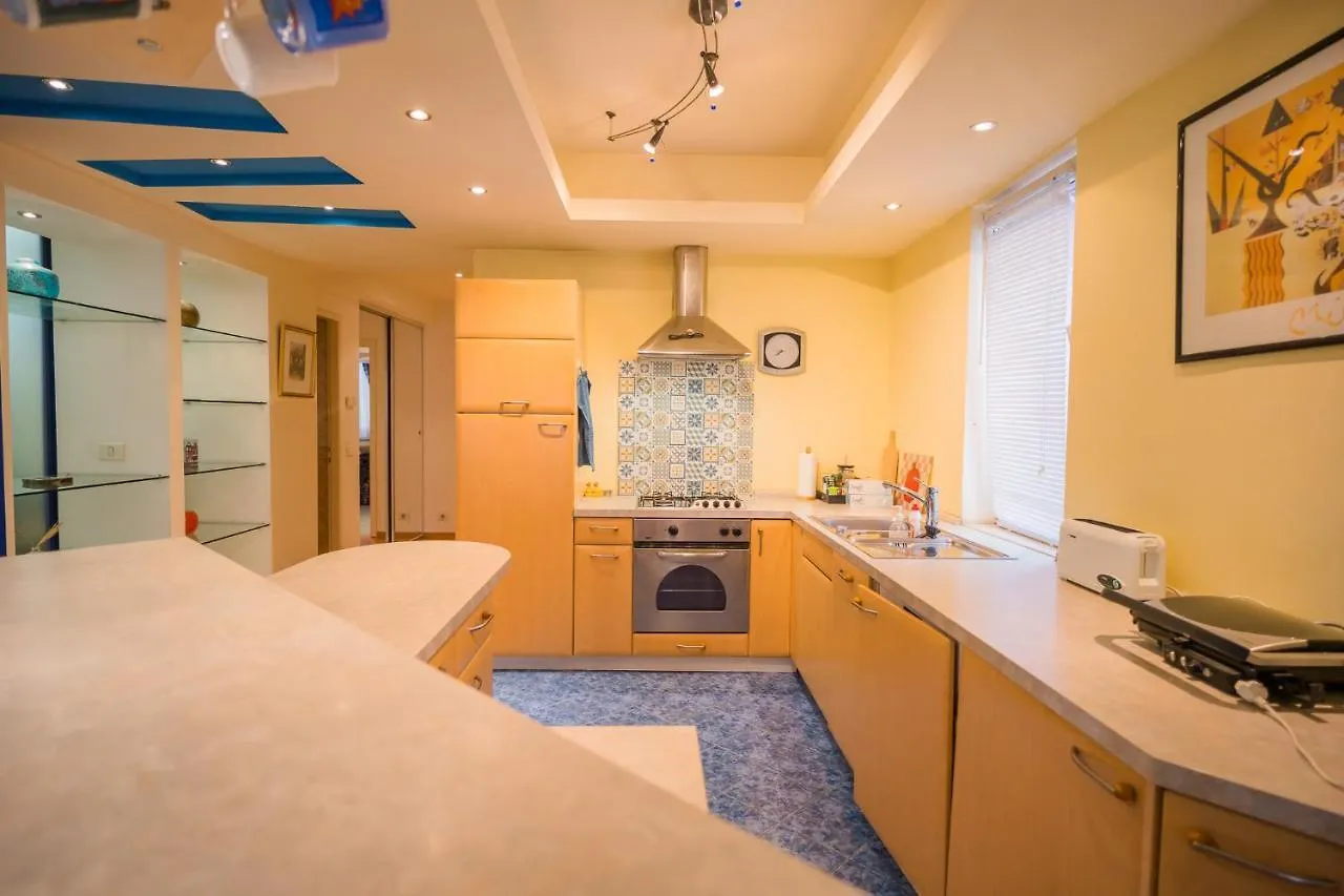 Appartement Artsy 3Br Flat In Primaverii - Most Exlcusive Area Boekarest