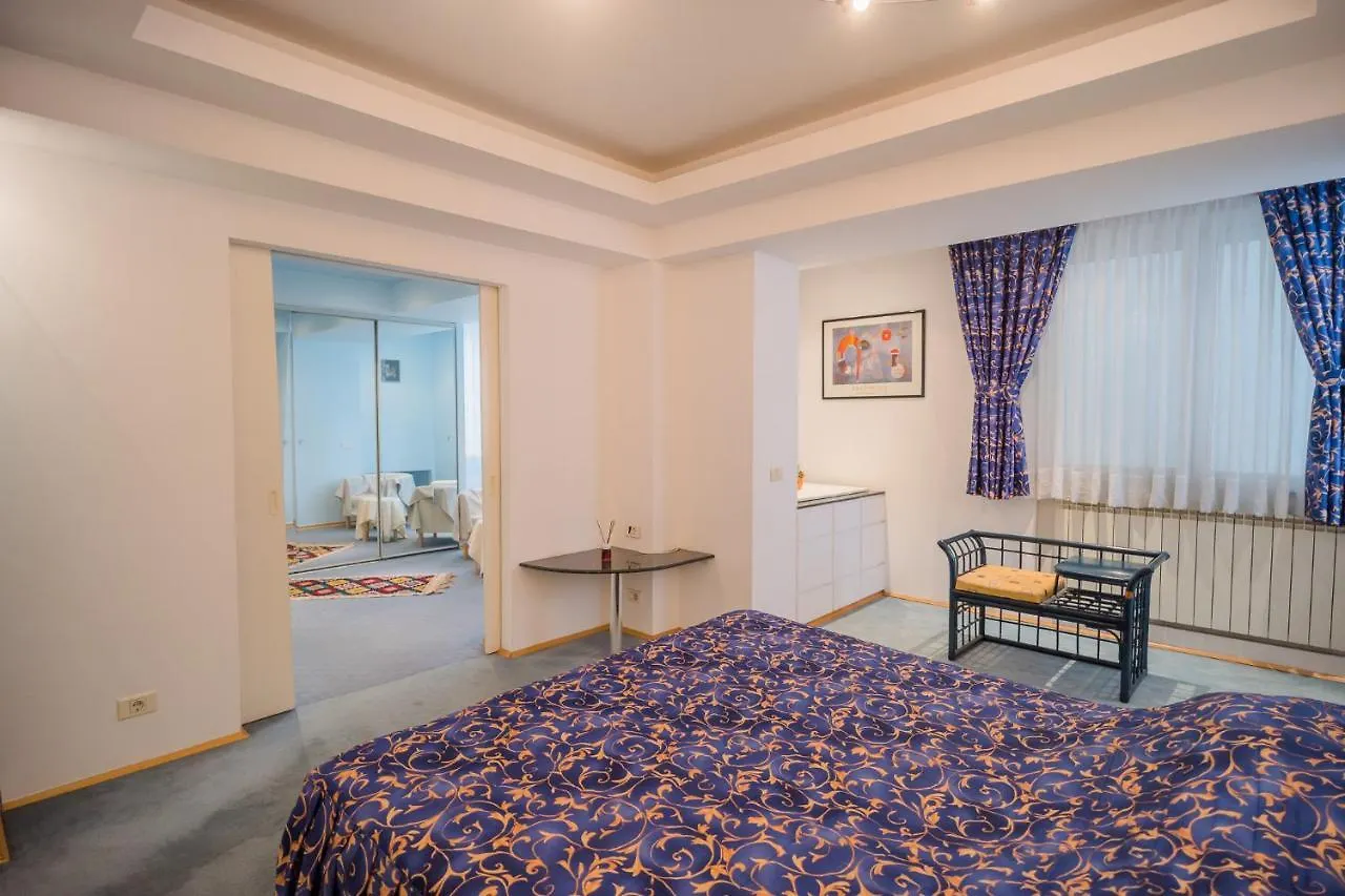 Artsy 3Br Flat In Primaverii - Most Exlcusive Area Boekarest Roemenië